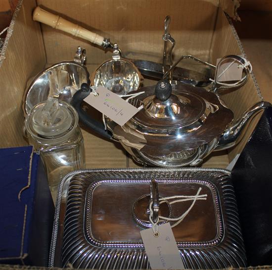 Mappin & Webb silver butter set & set six teaspoons, cased, sugar tongs, silver-mounted toilet bottle & sundry plate